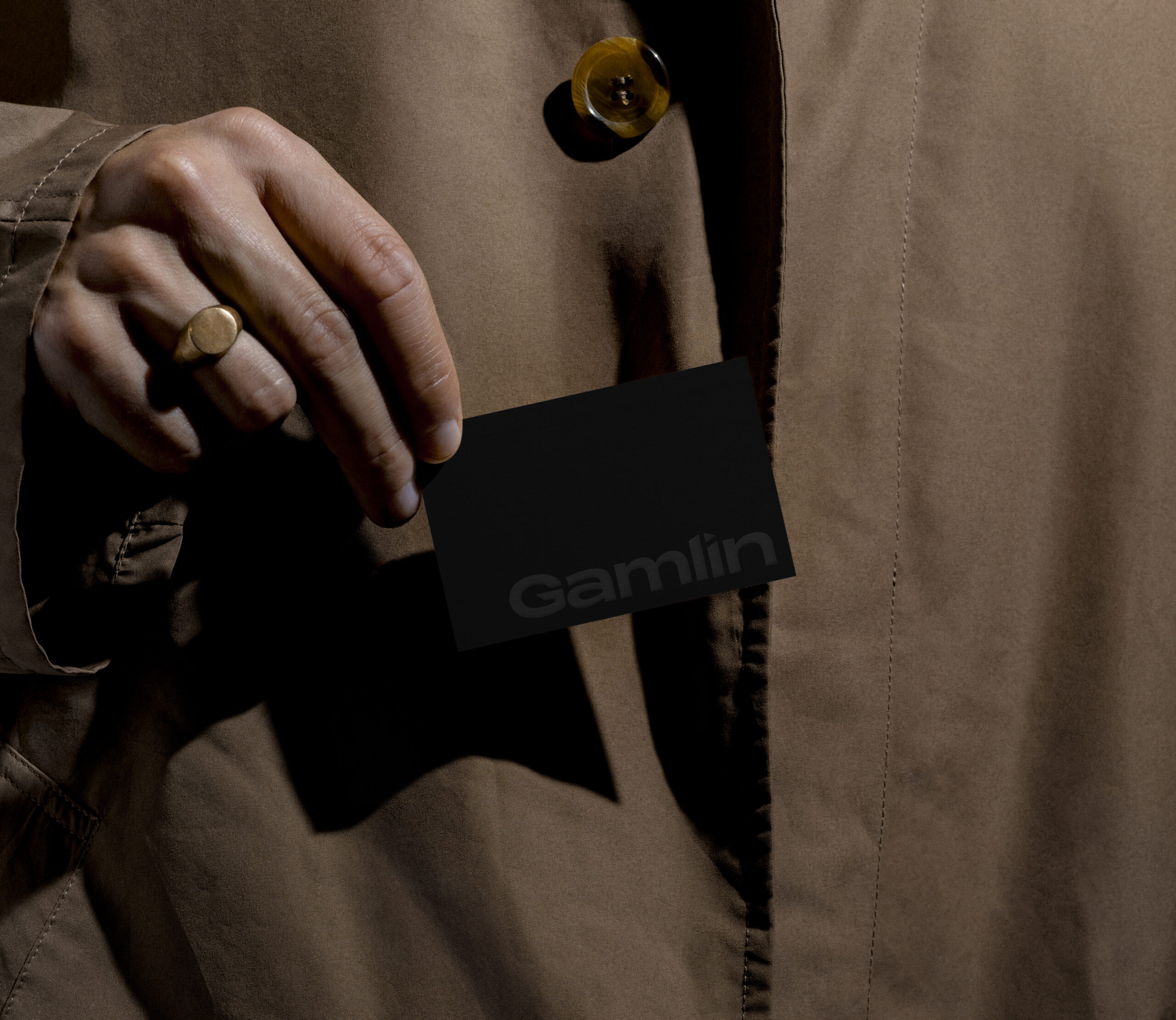 Gamlin business card mockup